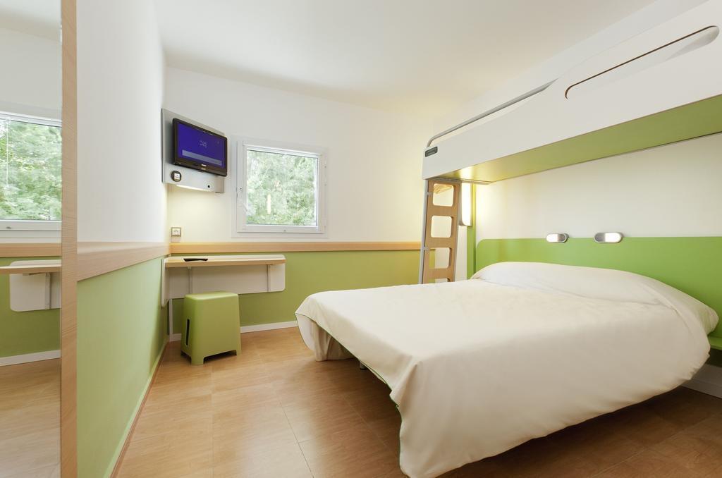 Ibis Budget Antwerpen Port Antuérpia Exterior foto